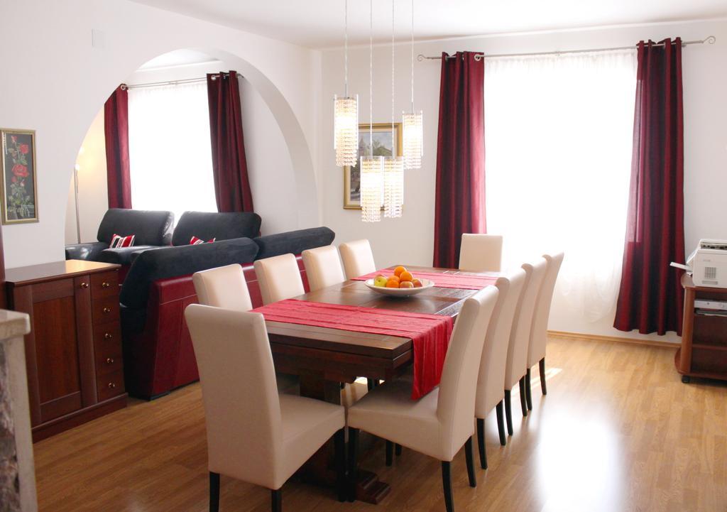 Villa Grand Pinea Čilipi Kamer foto
